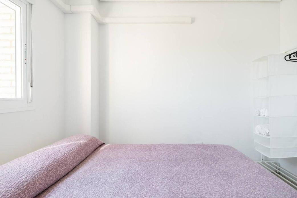 Apartamento Amplio Con 4 Habitaciones Y 2 Banos - Great Apartment With 4 Rooms - 2 Baths Sevilla Exterior foto